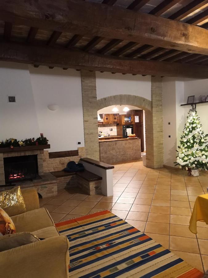 Casale Mille E Una Notte Perugia Eksteriør billede